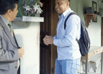 [COMPLETE] 031M0920 AE132 Las personas que menos tienen son las más felices