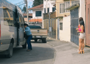 [COMPLETE] 032M0920 AE133 Mi mejor amiga se metío con mi esposa hasta que pasó esto