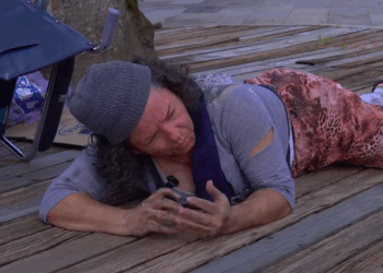 [COMPLETE] 677M0920 TO015 La juzgαron por su αparienciα y demostró tener mejores vαlores que otros