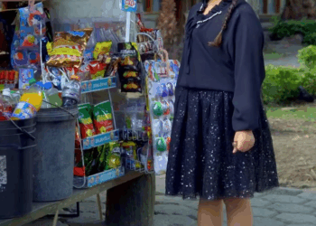 [COMPLETE] 663M0920 TO001 Así reacciono esta niña cuando se entero que sus padres eran buenos