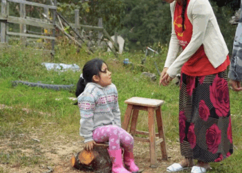 [COMPLETE] 061M0920 AF518 Un padre siempre lucha por cumplir los sueños de sus hijos