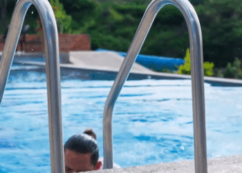 [COMPLETE] 066M0920 AF523 Empleado pide un deseo y termina enamorado de una mujer comprometida