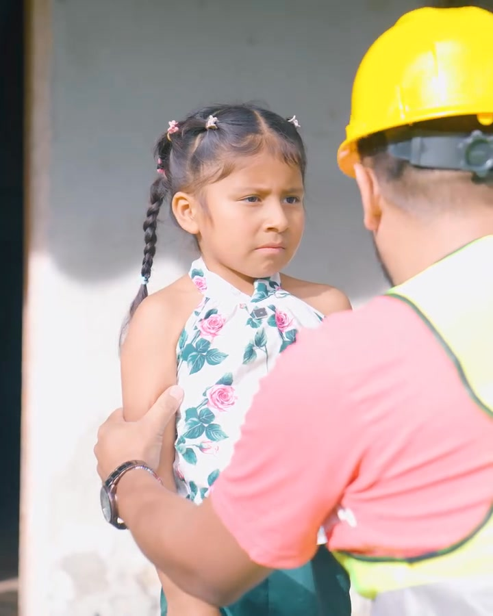 [COMPLETE] 077M0905 AE077 Abandonó a su familia por irse con un millonario hasta que pasó esto