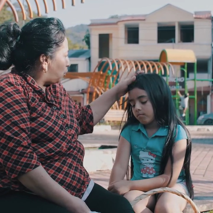 [COMPLETE] 073M0920 AF530 ABANDONÓ a su hija con su ABUELITA por el amor de un hombre sin saber que le pasaría esto