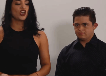 [COMPLETE] 086M0920 AF543 Sacrificó su trabajo por dar de comer a un niño de la calle