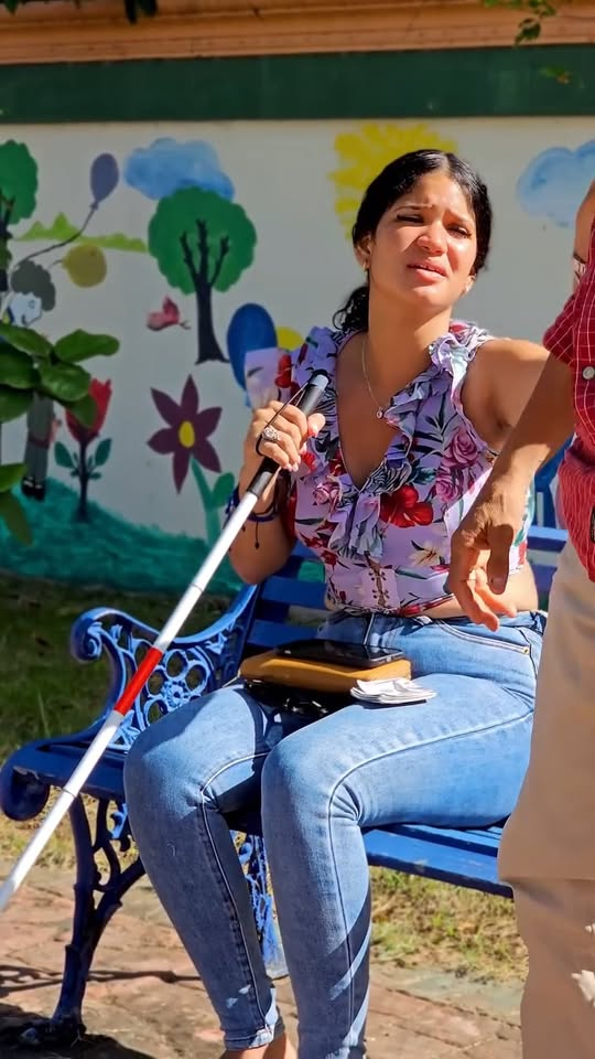 [COMPLETE] 271M1005 AH074 Le devuelve la visión y se da cuenta que su esposo está con su mejor amiga