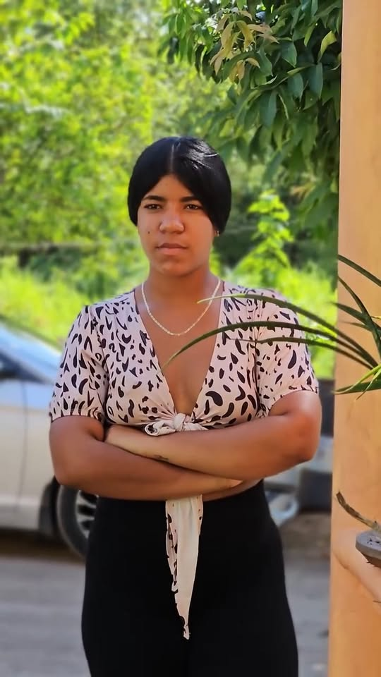 [COMPLETE] 227M1005 AH030 Quizo que le enseñará la villa invertida del vecino y pasó lo siguiente