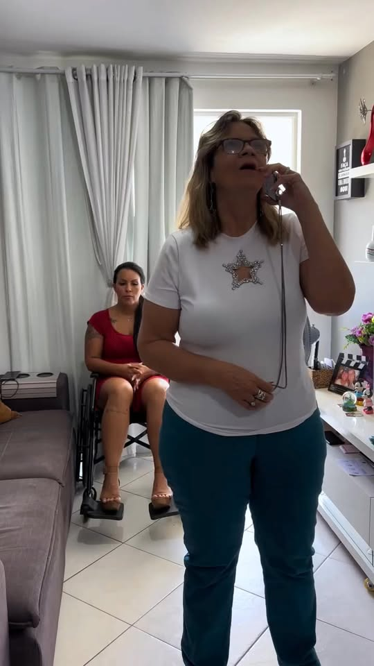 [COMPLETE] 158M1005 AG158 Fingia está assim para fazer o que bem queria