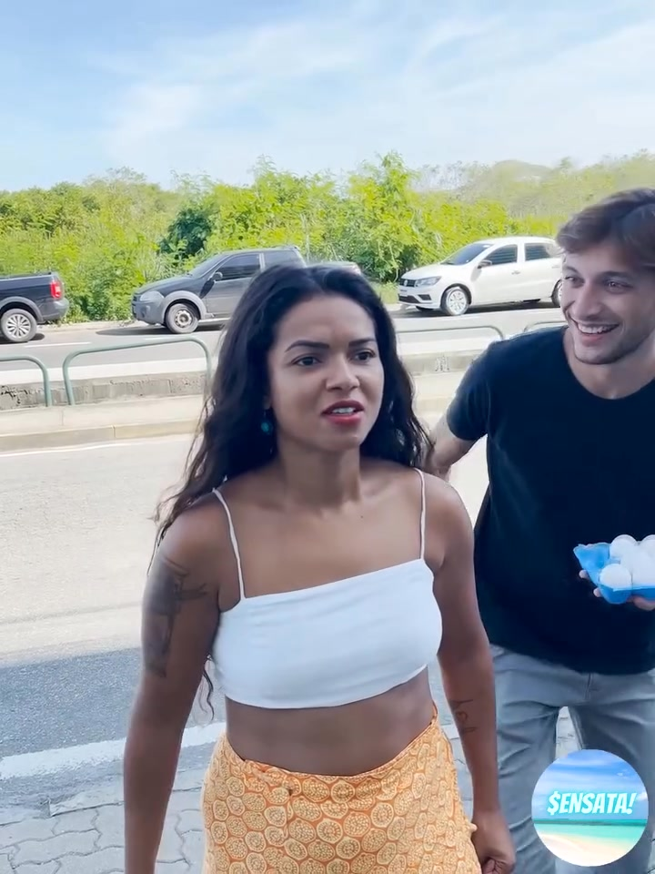 [COMPLETE] 144M1005 AG144 O namorado dela a deixou por causa das suas condições e ela fez isso