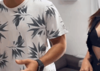 [COMPLETE] 142M1005 AG142 A sobrinha veio nos visitar