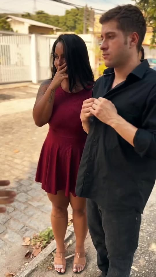 [COMPLETE] 008M1005 AG008 Deixou o mecânico para namorar o milionário Made in