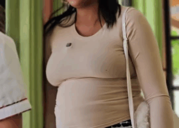 [COMPLETE] 326M1005 AH129 Madre da una gran lección de vida a su hija enamorada