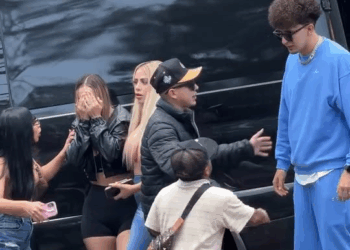 [COMPLETE] 430M1005 AL092 broma le levanto la mano a mi mujer en frente de mis amigos