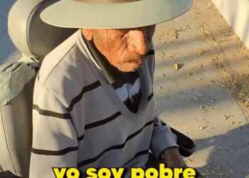 [COMPLETE] 500M1005 AL162 millonario les pide la cartera a los desconocidos para llenarla de billetes