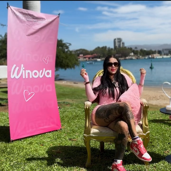 [COMPLETE] 457M1005 AL118 karely confiesa que quiere meterse con hotspanish aunque el tenga esposa