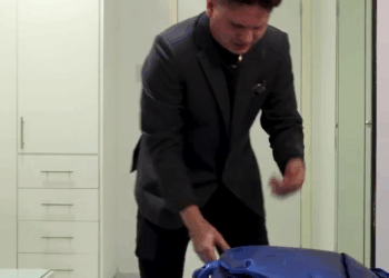 [COMPLETE] 530M1005 AN030 Dejó a su esposa por desarreglada hasta que la vio con su nuevo físico