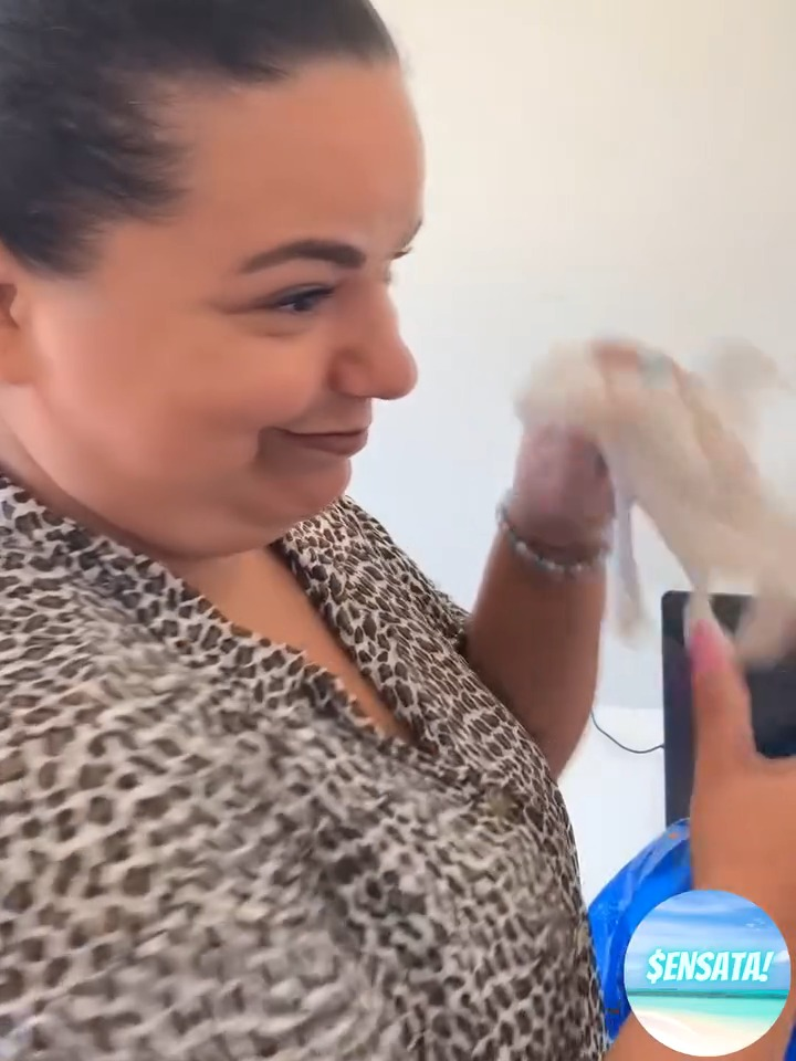 [COMPLETE] 054M1005 AG054 Fez tudo para conseguir o emprego dos sonhos, mas tudo era uma armadilha