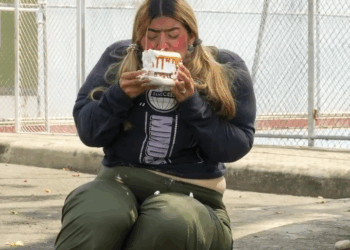 [COMPLETE] 503M1005 AN003 Dejó a su esposa por ser descuidada hasta que la vio con su nuevo físico