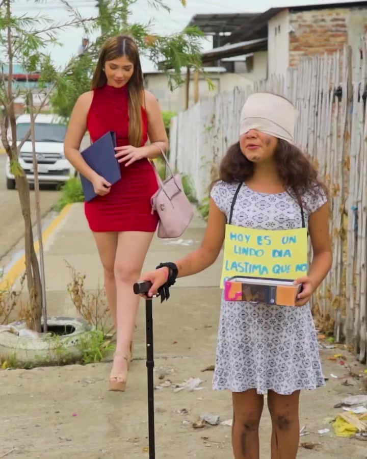 [COMPLETE] 508M1005 AN008 Mujeres sin saberlo son puestas a prueba para su empleo