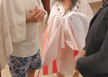 [COMPLETE] 536M1005 AN036 Impiden el acceso a ancianos a un hotel sin saber que eran los dueños