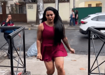 [COMPLETE] 133M1005 AG133 As vezes, o bem vem, de onde menos esperamos