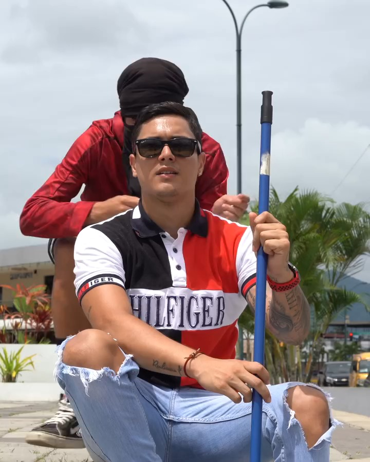 [COMPLETE] 666M1005 AN166 Joven recupera la visión para ver como su esposa le es infiel con su propio padre