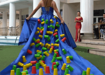 [COMPLETE] 673M1005 AN173 Arruinan su vestido para quedarse con el puesto de diseñadora