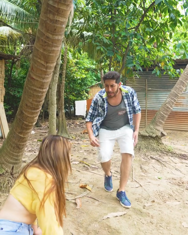 [COMPLETE] 641M1005 AN141 Dejó a su esposo por ser pobre, luego él ganó la lotería y así reaccionó