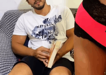 [COMPLETE] 091M1005 AG091 Ela pediu auxilio desta forma