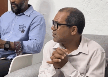 [COMPLETE] 029M1005 AG029 Quando você ajuda os outros, as bênçãos deles ajudam você