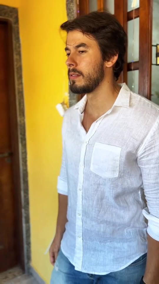 [COMPLETE] 031M1005 AG031 Quis usufruir de todos os serviços dele